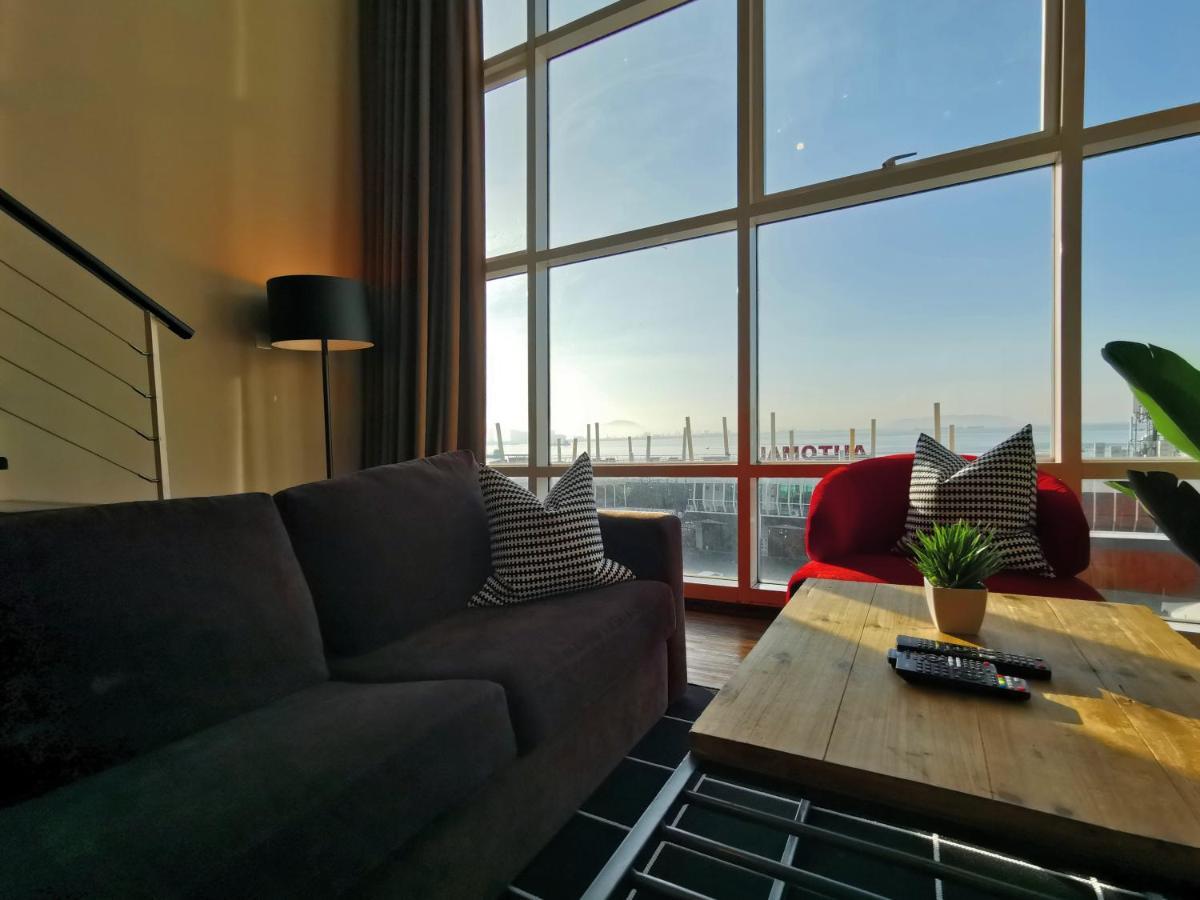 Maritime Suites Penang Jelutong Luaran gambar